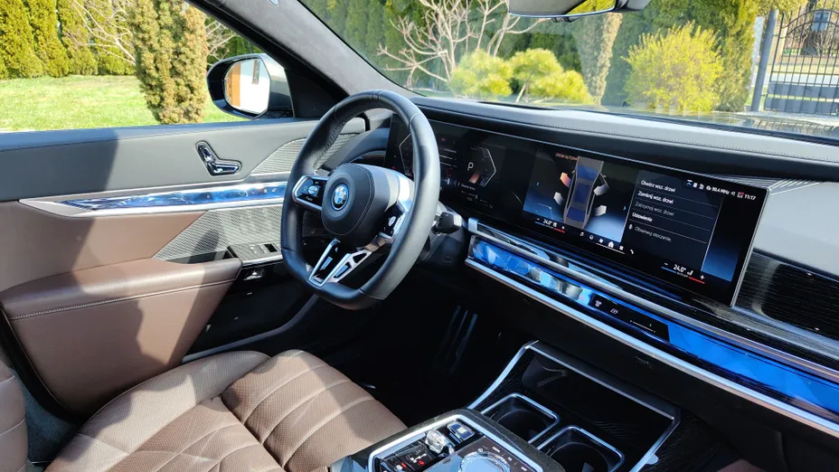 BMW Seria 7 750e PHEV xDrive M Sport sport-aut