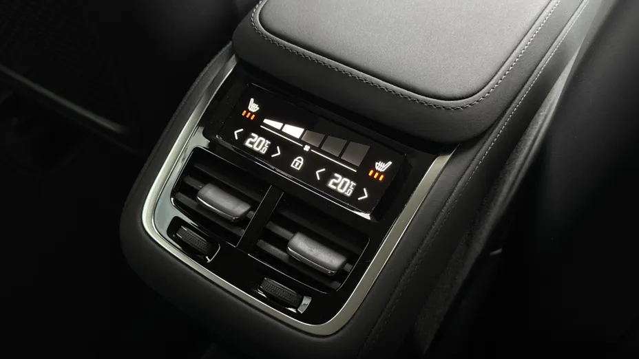 VOLVO XC90 XC90 B5 B AWD Plus Bright 7os aut