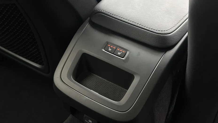VOLVO V60 V60 B4 D Plus Dark aut