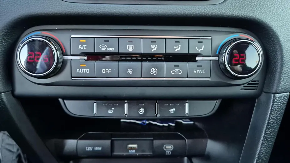 KIA Cee'd Ceed 1.5 T-GDI M