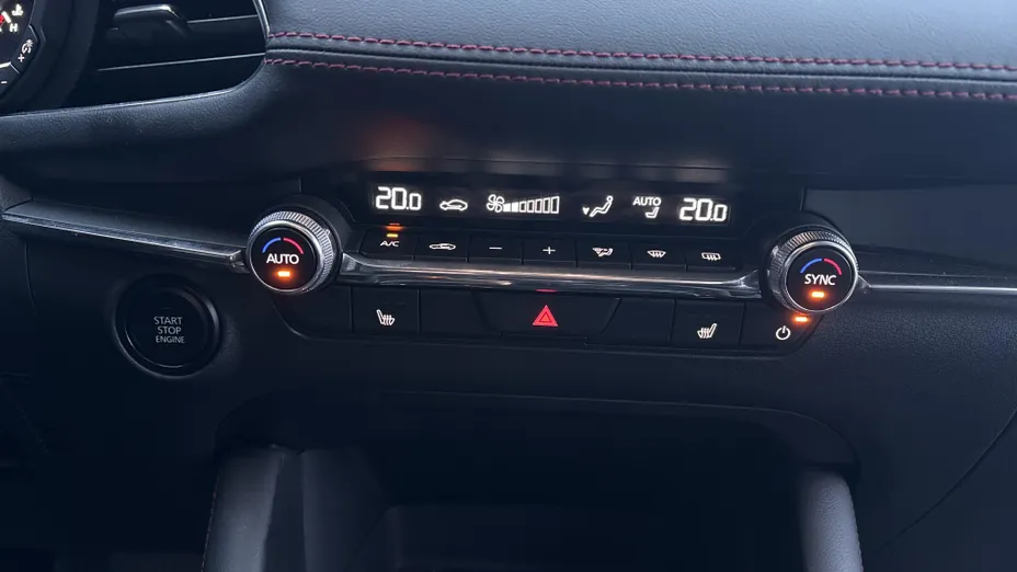 MAZDA 3 3 2.0 mHEV Homura aut