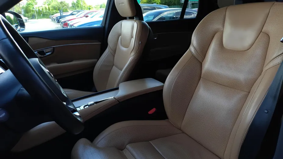 VOLVO XC90 XC90 B5 D AWD Inscription aut