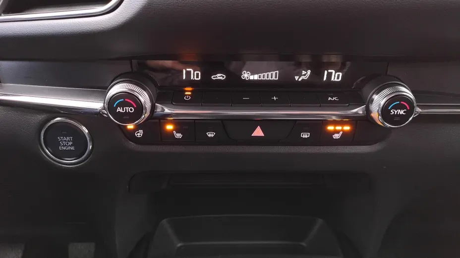 MAZDA CX-30 CX-30 2.0 mHEV Hikari 2WD