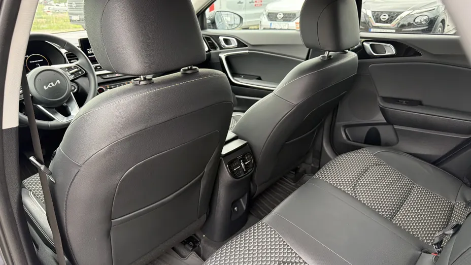 KIA XCeed XCeed 1.6 T-GDI Business Line DCT