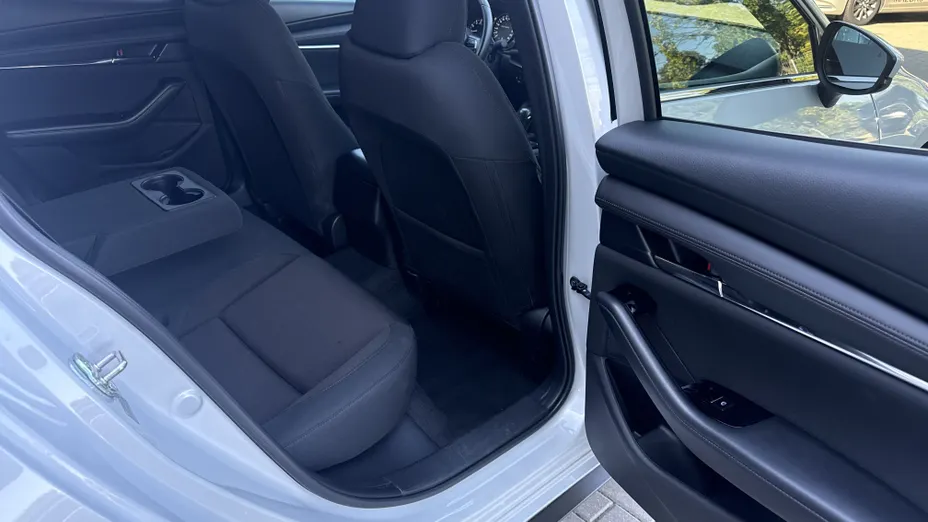 MAZDA 3 3 2.0 mHEV Centre-Line aut