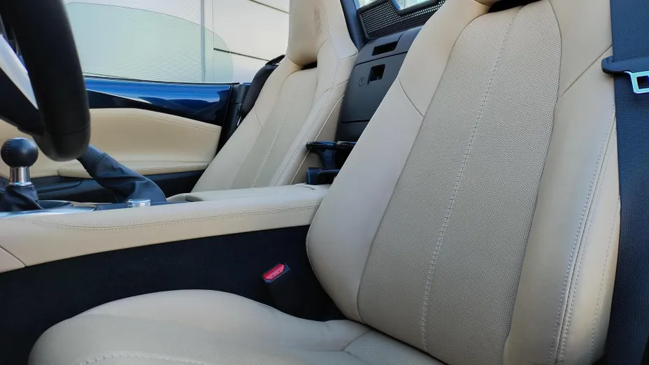 MAZDA MX-5 MX-5 1.5 Kazari