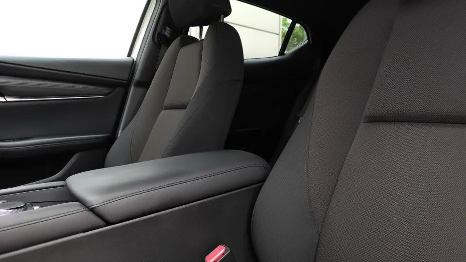 MAZDA 3 3 2.0 mHEV Kanjo