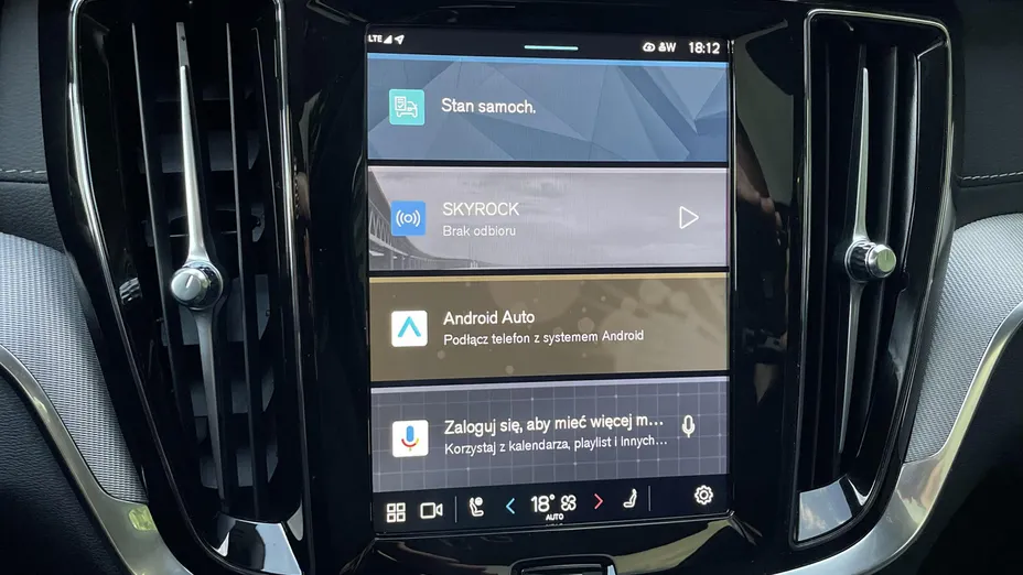 VOLVO V60 V60 T6 AWD Plug-In Hybrid Ultra Dark aut