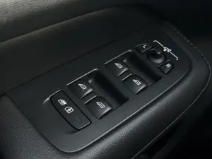 VOLVO V60 V60 B4 D Plus Dark aut