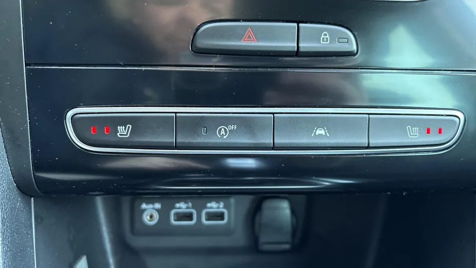 RENAULT Megane Megane 1.3 TCe FAP Intens EDC