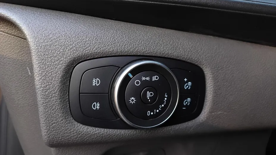 FORD Transit Custom Transit Custom Kombi 320 L2H1 Trend