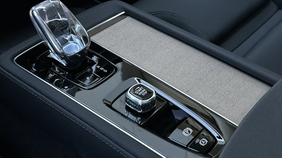 VOLVO XC90 XC90 B5 B AWD Plus Bright 7os aut