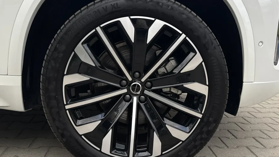 VOLVO XC90 XC90 B5 B AWD Plus Bright 7os aut
