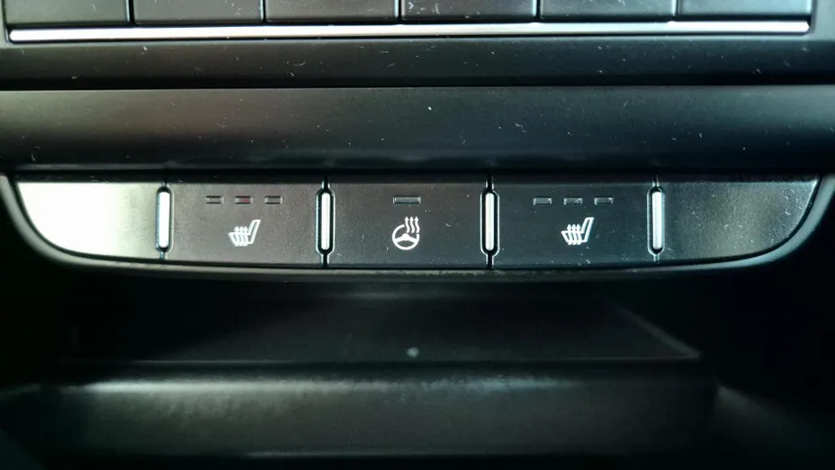 KIA Cee'd Ceed 1.5 T-GDI Tribute DCT