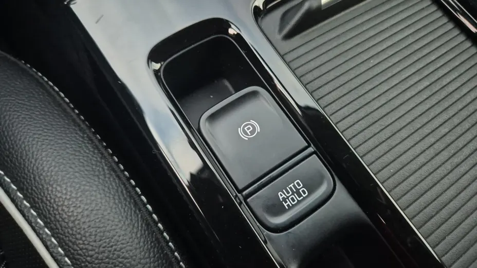 KIA Cee'd Ceed 1.5 T-GDI Tribute DCT