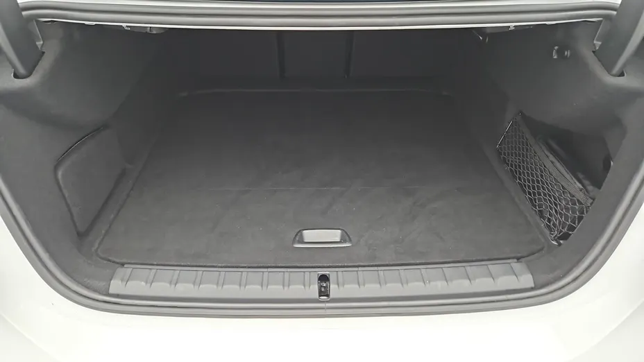 BMW Seria 2 216d Advantage aut