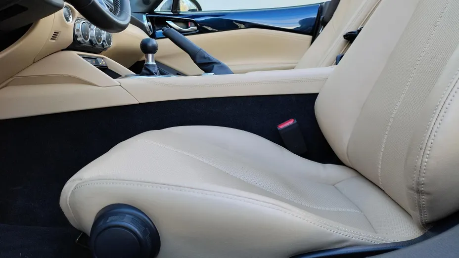 MAZDA MX-5 MX-5 1.5 Kazari