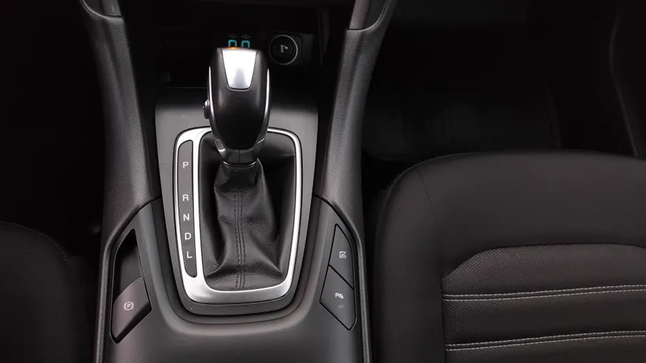 FORD Mondeo Mondeo 2.0 Hybrid Trend