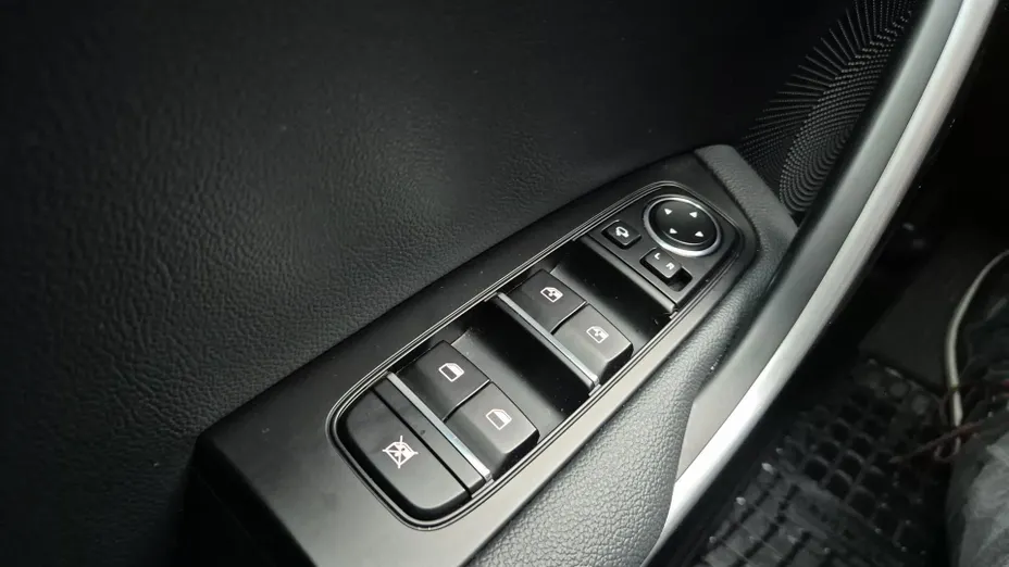 KIA Cee'd Ceed 1.5 T-GDI Tribute DCT