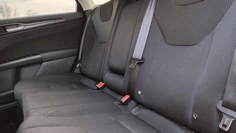 FORD Mondeo Mondeo 2.0 Hybrid Titanium