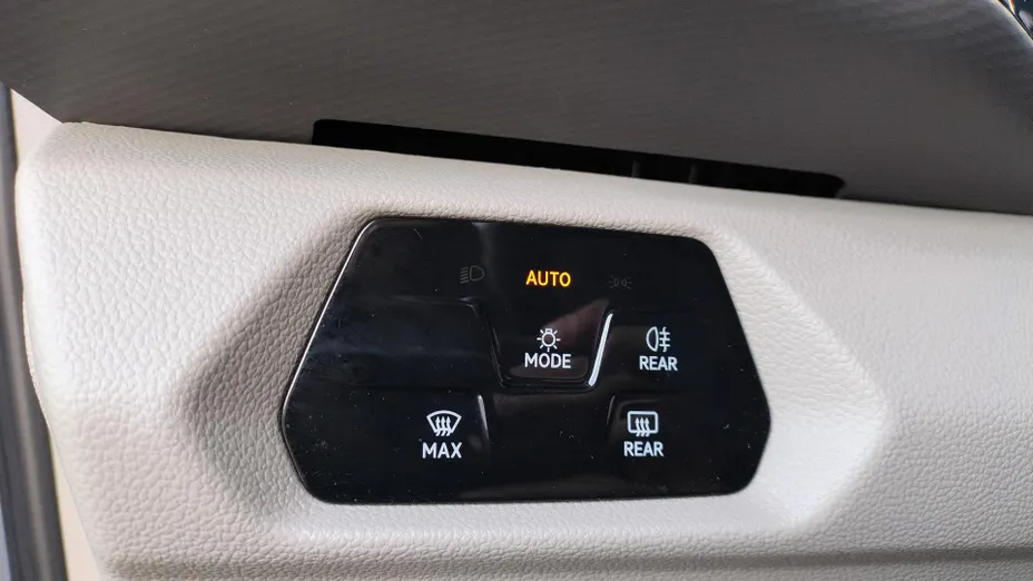 VOLKSWAGEN Multivan Multivan 1.4 TSI eHybrid PHEV 160kW L1 DSG