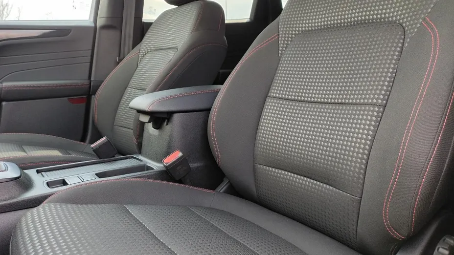 FORD Kuga Kuga 1.5 EcoBoost FWD ST-Line