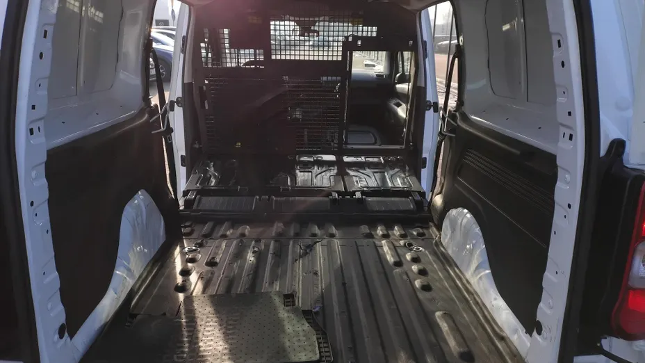 PEUGEOT Partner Van Partner 1.5 BlueHDi L2 Pro (bryg.)