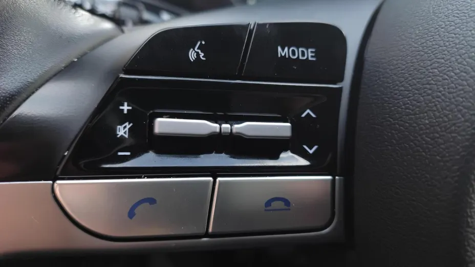 HYUNDAI Elantra Elantra 1.6 Executive