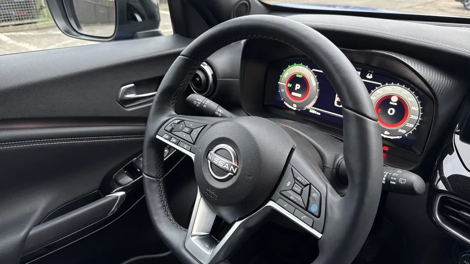 NISSAN Juke Juke 1.6 Hybrid Tekna AMT