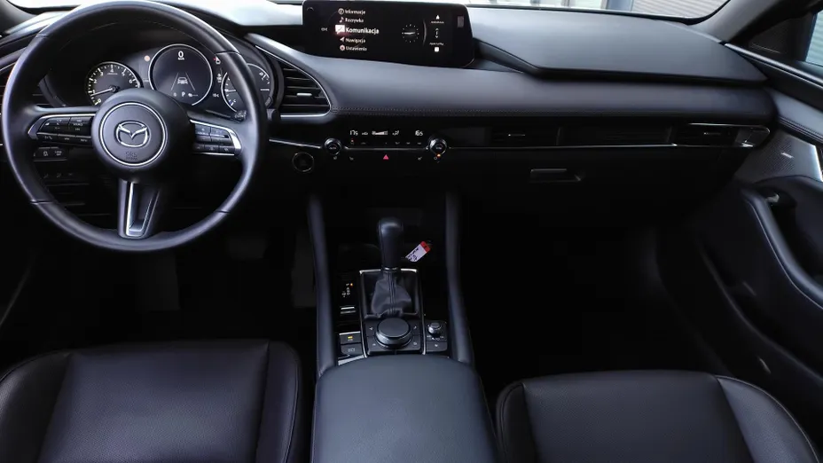 MAZDA 3 3 2.0 mHEV AWD Takumi aut