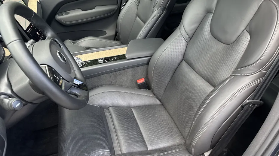 VOLVO XC60 XC60 B5 B AWD Ultra Dark aut