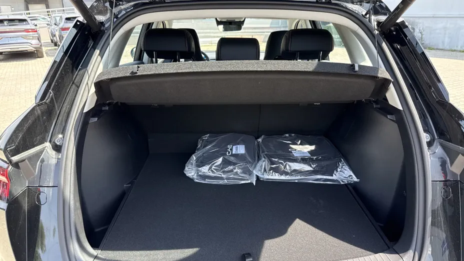 BYD Sealion 5 Sealion 5 DM-i 1.5 Design Nowy