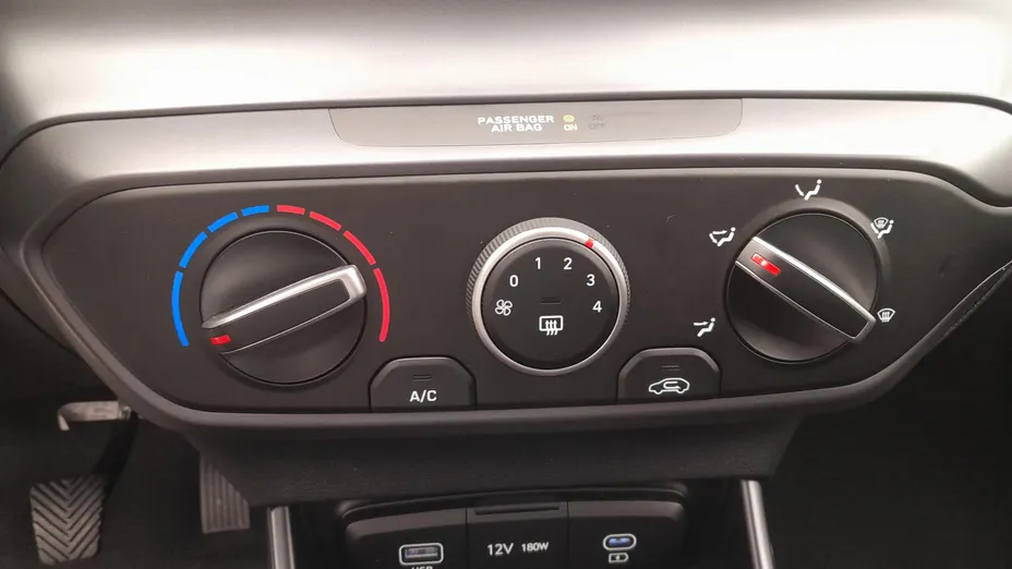 HYUNDAI i20 i20 1.2 Modern Nowy