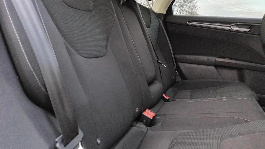 FORD Mondeo Mondeo 2.0 Hybrid Titanium