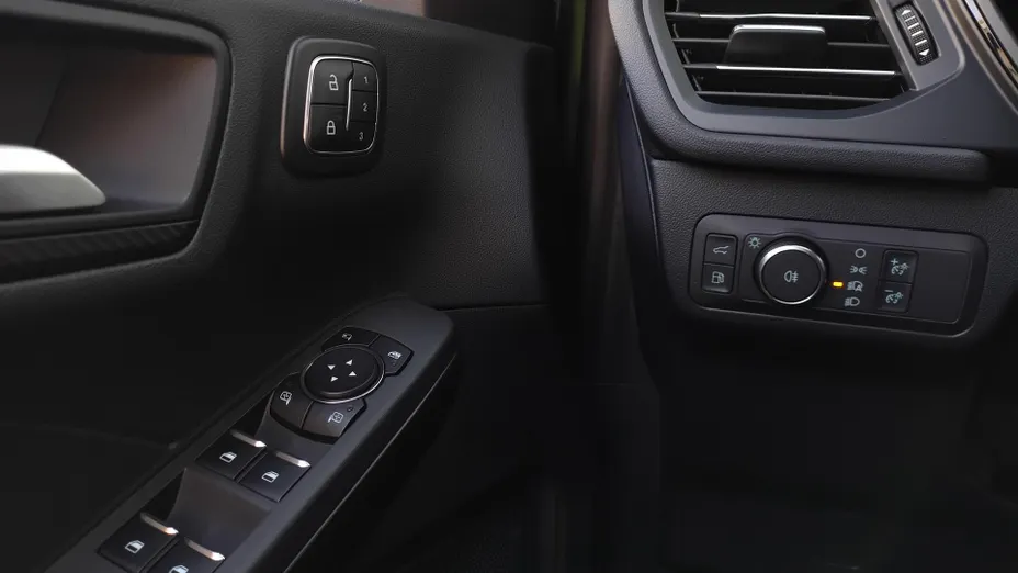 FORD Kuga Kuga 2.5P PHEV FWD ST-Line X eCVT