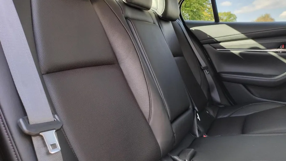 MAZDA 3 3 2.0 mHEV Hikari