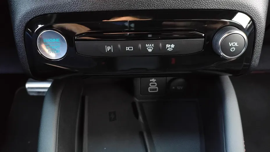 FORD Kuga Kuga 2.5P PHEV FWD ST-Line X eCVT