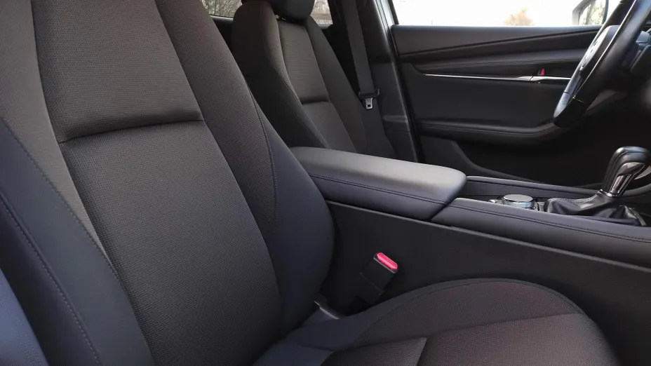 MAZDA 3 3 2.0 mHEV Kanjo aut