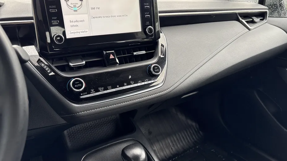 TOYOTA Corolla Corolla 2.0 Hybrid Comfort