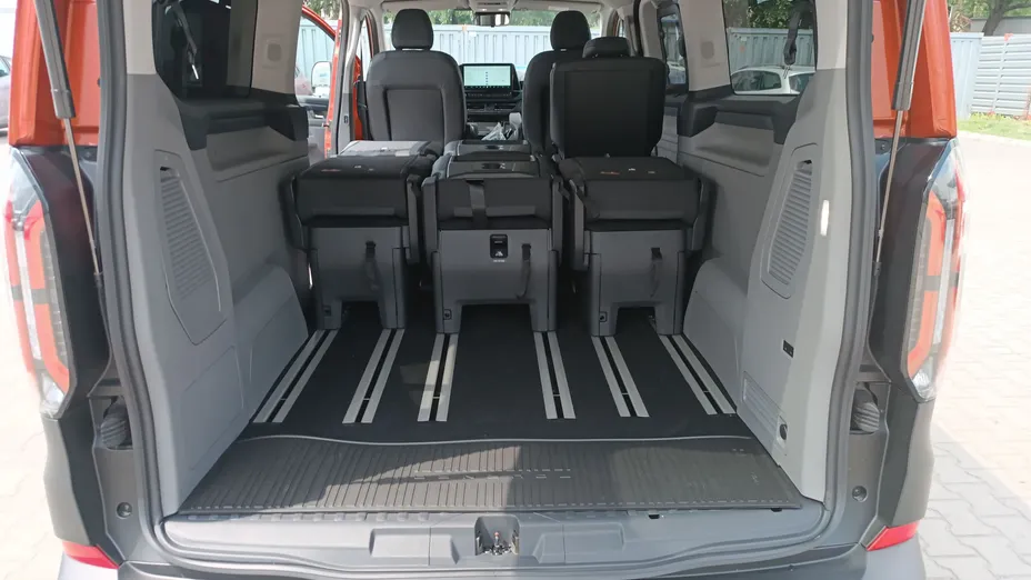FORD Tourneo Custom Tourneo Custom 2.0 EcoBlue 320 AWD L2 Active aut Nowy