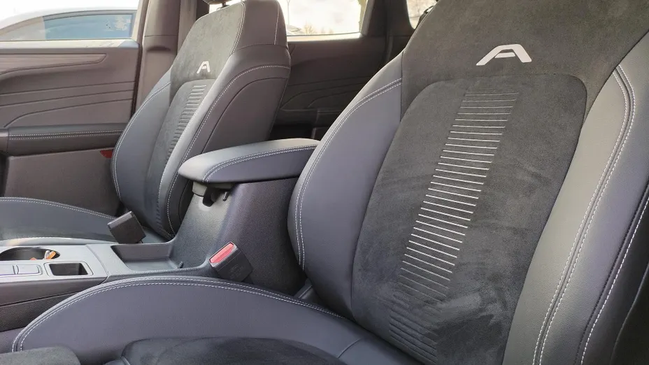 FORD Kuga Kuga 2.5P PHEV FWD Active X eCVT