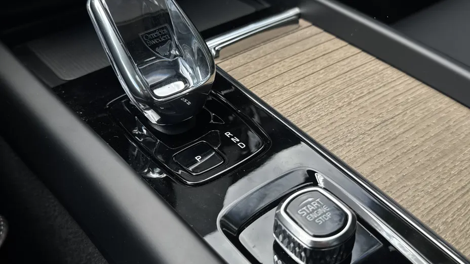 VOLVO XC60 XC60 B5 B AWD Ultra Dark aut