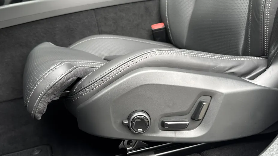 VOLVO XC60 XC60 B5 B AWD Ultra Bright aut
