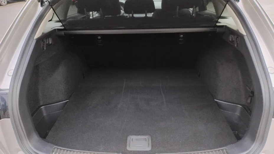 MAZDA 6 6 2.0 Center-Line aut