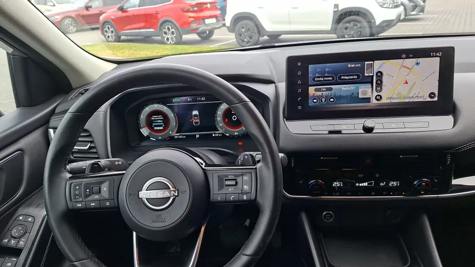 NISSAN Qashqai Qashqai 1.2 DIG-T N-Connecta Xtronic