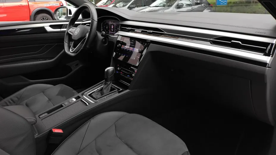 VOLKSWAGEN Arteon Arteon 2.0 TDI 4Motion R-Line DSG