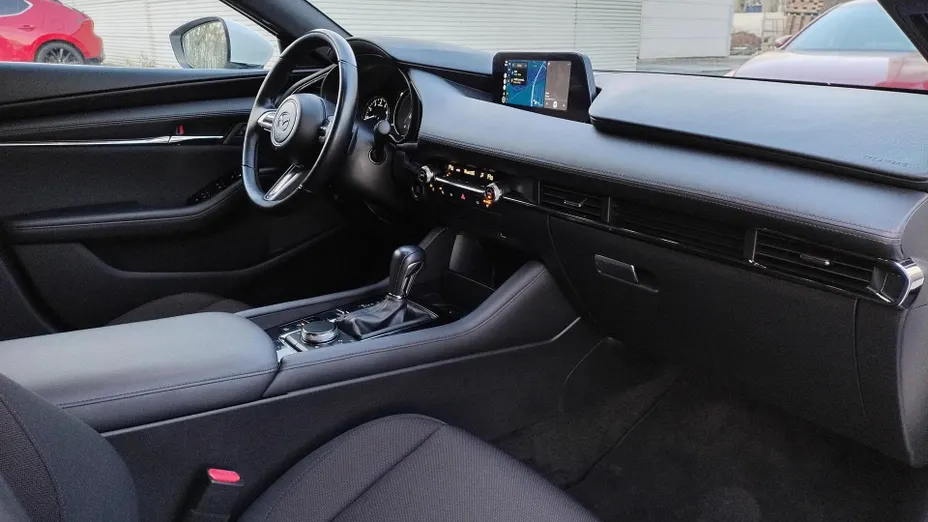 MAZDA 3 3 2.0 mHEV Kanjo aut