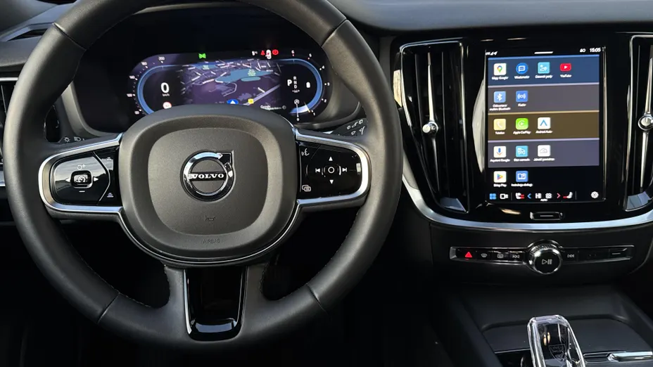 VOLVO V60 V60 B4 D Plus Dark aut