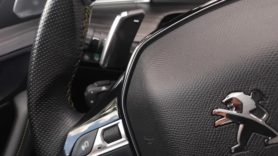 PEUGEOT 508 508 1.6 PureTech HYbrid4 Peugeot Sport Engineered EAT8