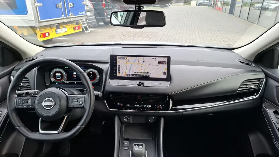 NISSAN Qashqai Qashqai 1.2 DIG-T N-Connecta Xtronic